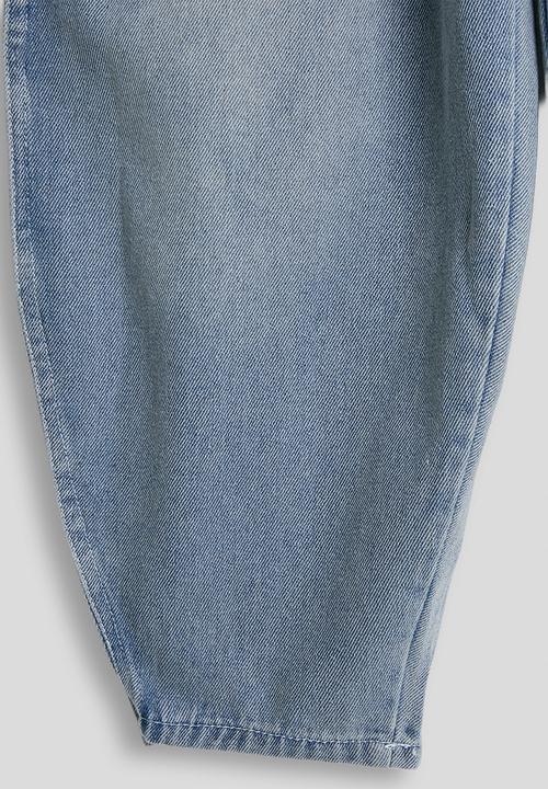 Pop Candy - Side seam pleat detail barrel leg jeans - blue