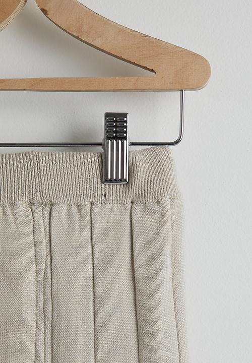 Pop Candy - Knit polo shirt and shorts - light beige