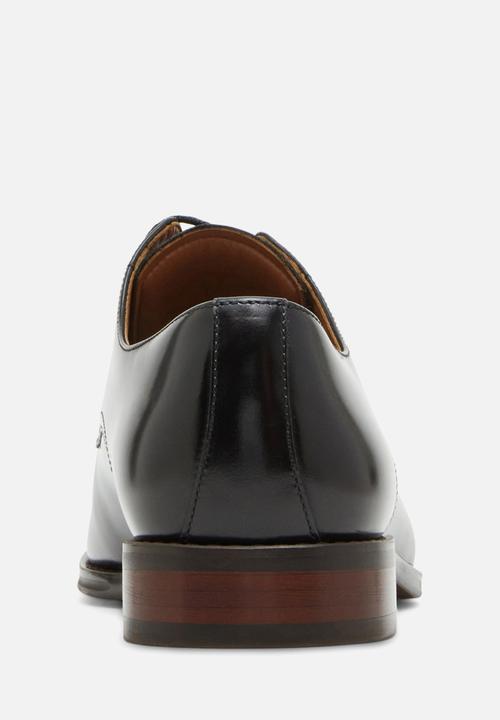 Steve Madden - Plot - Black Leather