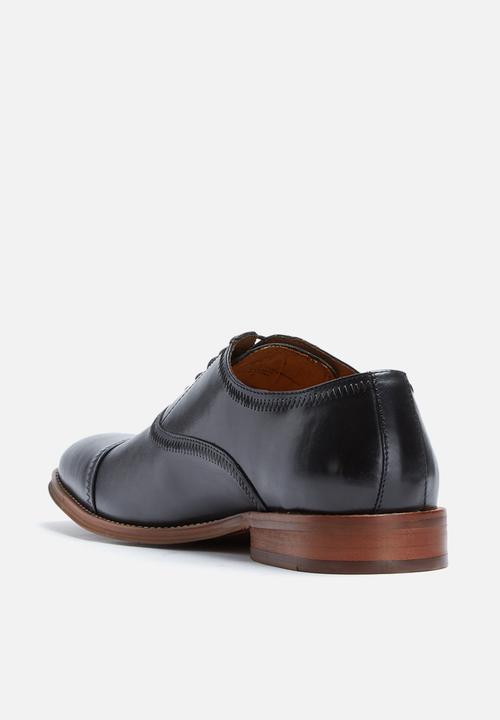 Steve Madden - Vesey