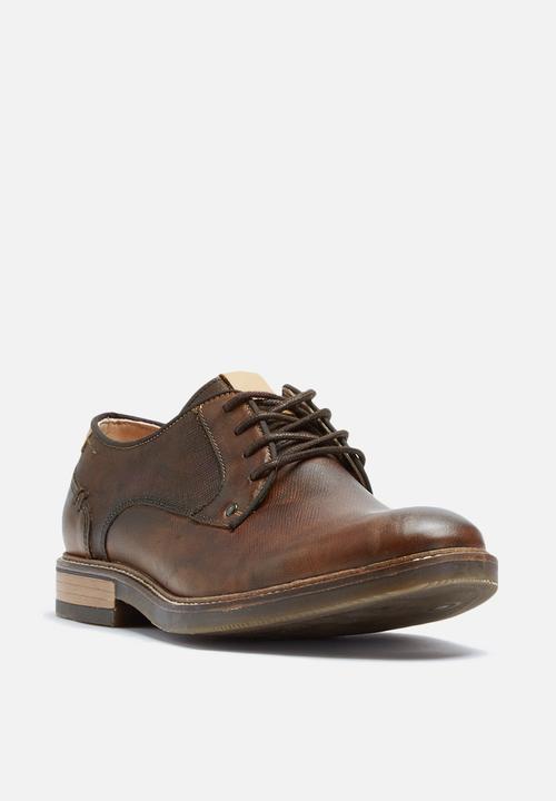 Steve Madden - Bentley