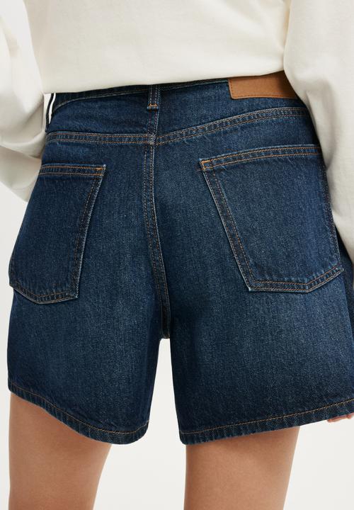 Cotton On - High 90s Denim Short - Apollo Blue