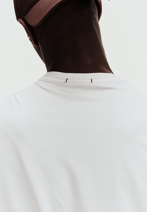 H&M - Regular fit sports vest top with drymove™ - white