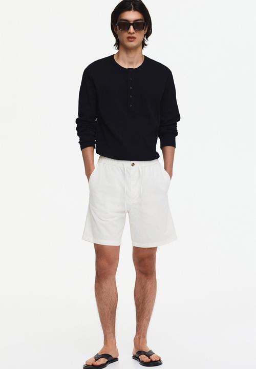 H&M - Regular fit linen-blend shorts - white