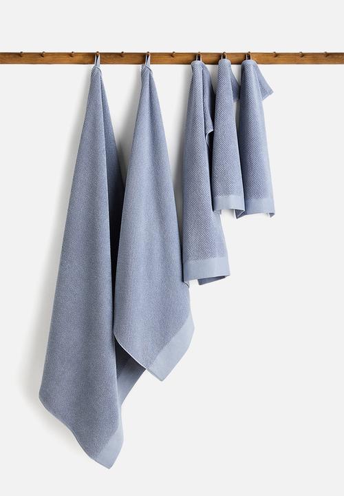 H&M - Cotton terry bath sheet - dusty blue