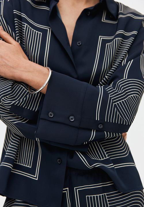 H&M - Oversized twill shirt - navy blue/patterned