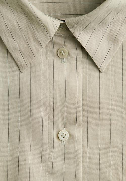 H&M - Oversized shirt - khaki beige/pinstriped