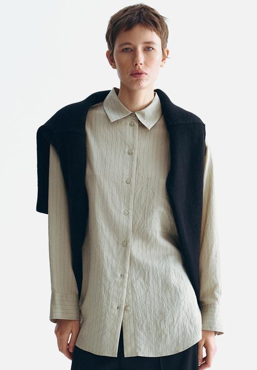 H&M - Oversized shirt - khaki beige/pinstriped