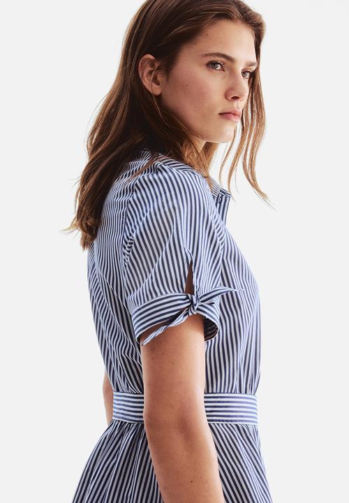 H&M - Short-sleeved shirt dress - navy blue/striped