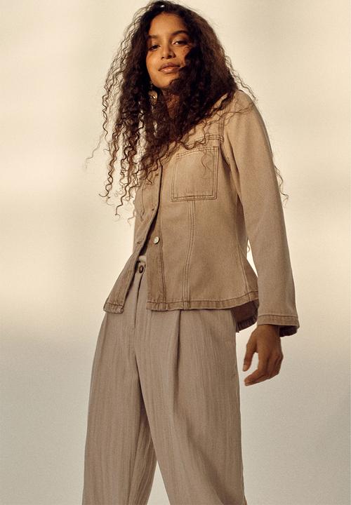 H&M - Fitted denim jacket - beige