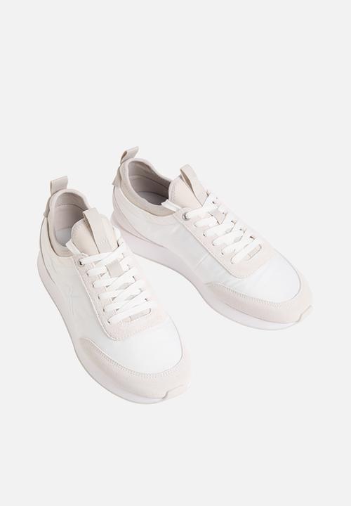 Calvin Klein - 1979 - Bright White/Light Grey