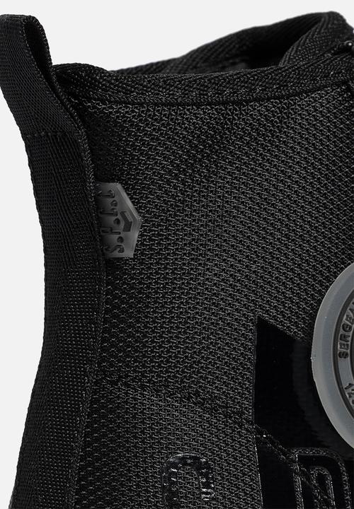 S.P.C.C - Surge Obscura Hi Sneakers  - Black/White