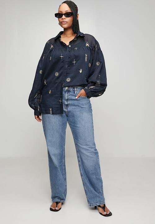 Me&B - Plus Hands Embroidery Bellow Sleeve Shirt - ink