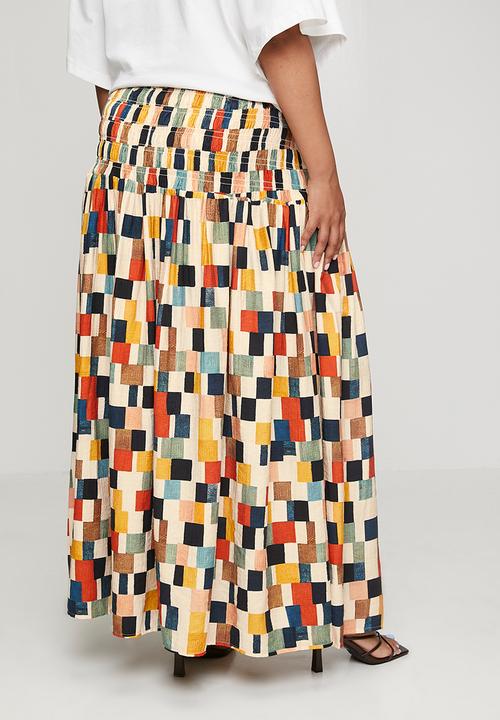 Me&B - Plus Shirring Basque Maxi Skirt With Pockets - Multicolour