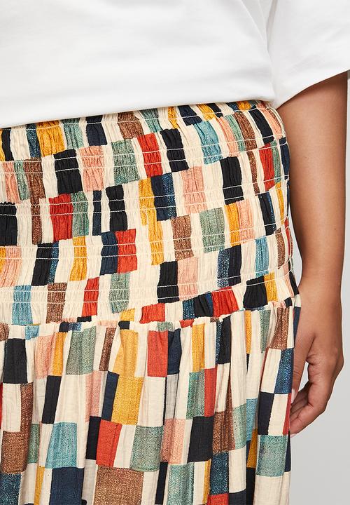Me&B - Plus Shirring Basque Maxi Skirt With Pockets - Multicolour