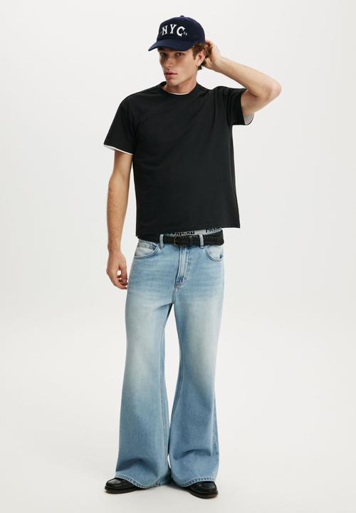 Cotton On - Fitted T-shirt - Black