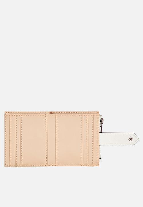 GUESS - Remy Sling Case Bag- Cream