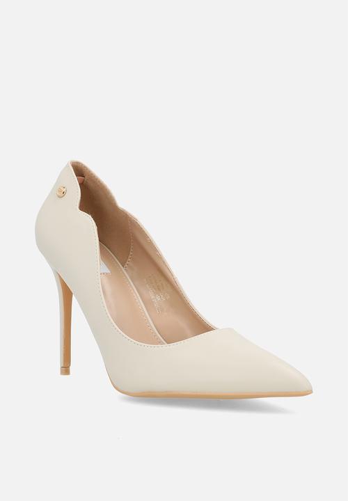 Miss Black - Lola 58 classic scallop heel - natural