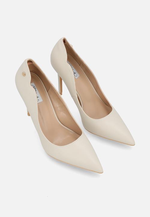 Miss Black - Lola 58 classic scallop heel - natural