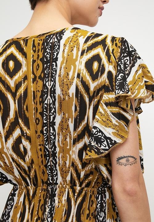 Izabel London - Cap Sleeve easy wearing Maxi Dress with elasticated waist - Mustard
