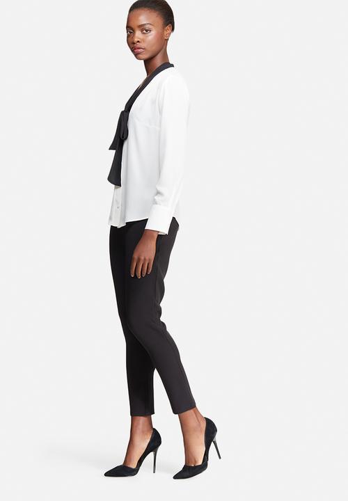 dailyfriday - Kitty bow blouse