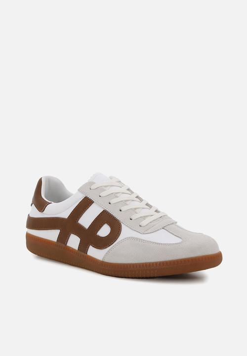 Hush Puppies - Freddy - Brown / White