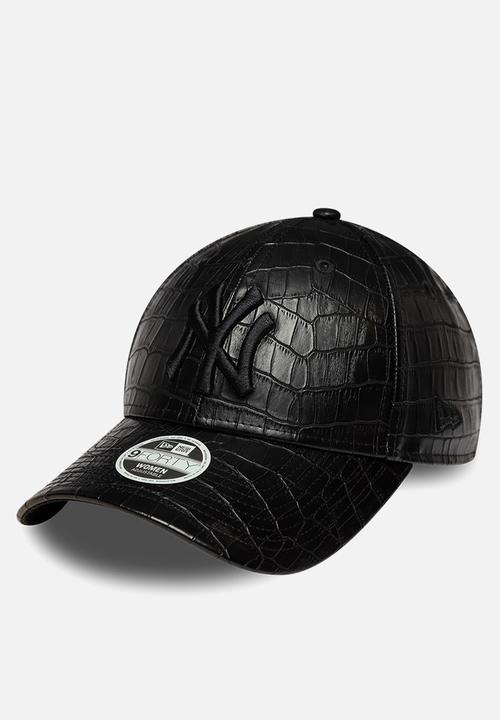 New Era - Female Pattern Pu 9Forty® - Black