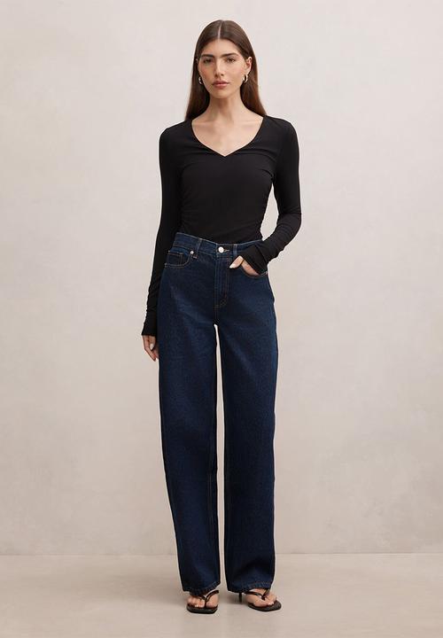 Forever New - Emma mid-rise barrel jeans in dark wash