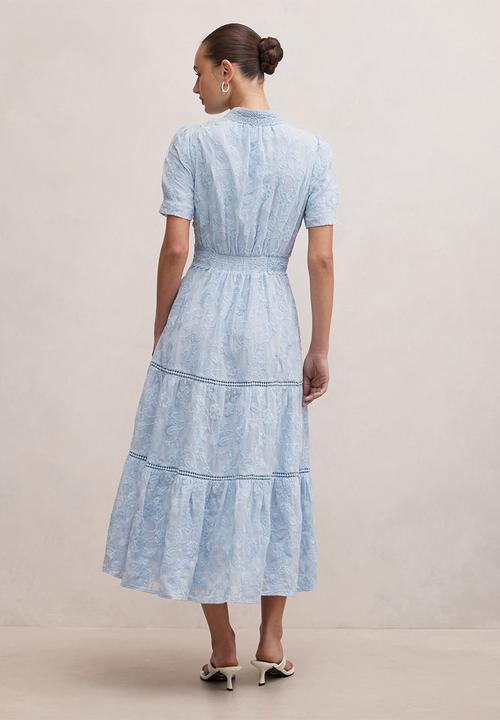 Forever New - Athena short sleeve midi dress in soft blue