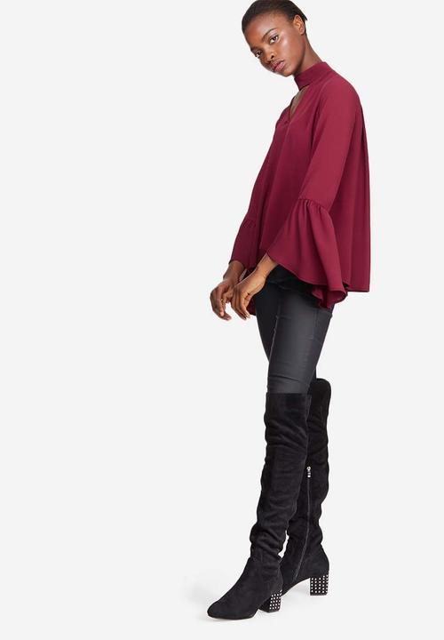 dailyfriday - Bell sleeve keyhole blouse