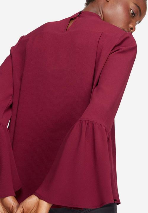dailyfriday - Bell sleeve keyhole blouse
