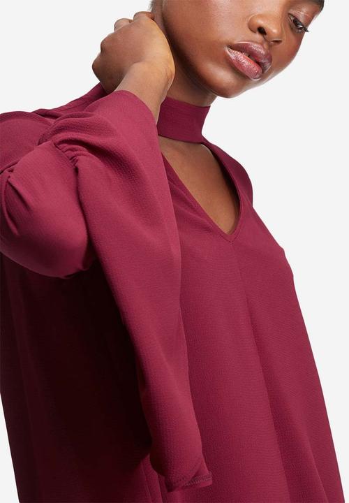 dailyfriday - Bell sleeve keyhole blouse