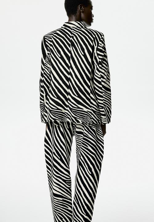 H&M - Single-breasted twill blazer - white/zebra print