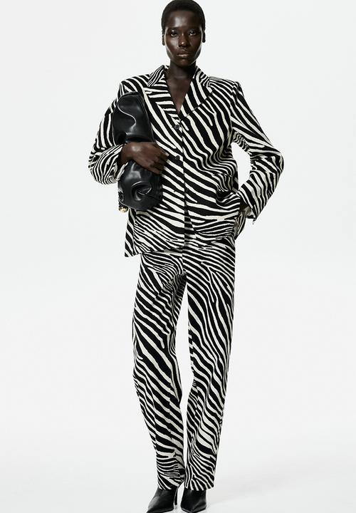 H&M - Single-breasted twill blazer - white/zebra print