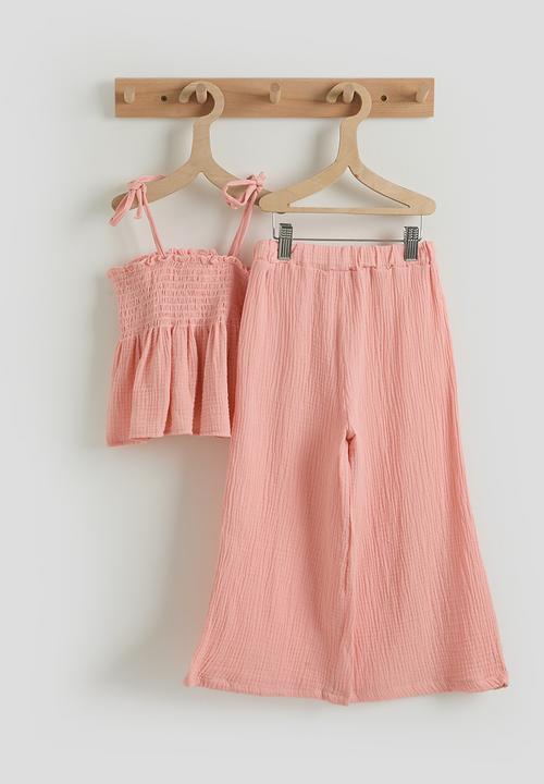 Pop Candy - Shirred top with wide leg pants - pink