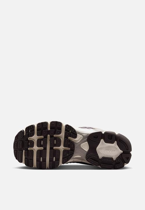 Nike - Nike Air Max Moto 2K Grade School