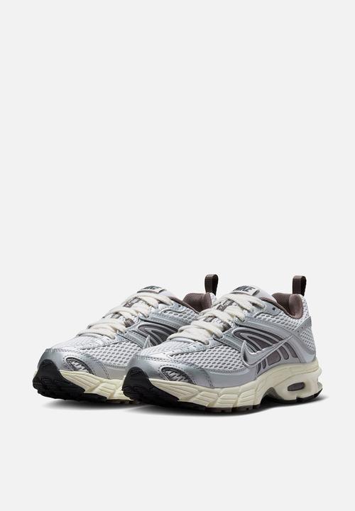 Nike - Nike Air Max Moto 2K Grade School