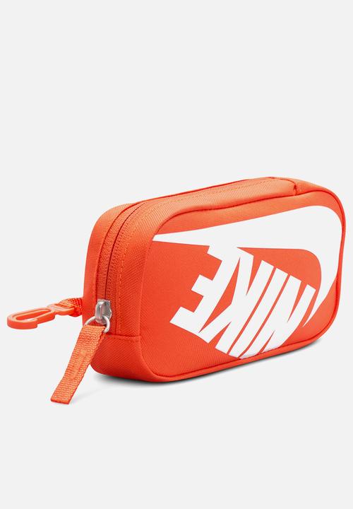 Nike - Nike Elemental
