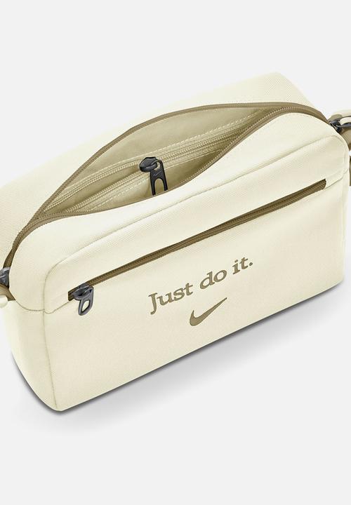 Nike - Heritage 2.0 colour block crossbody bag-parachute beige