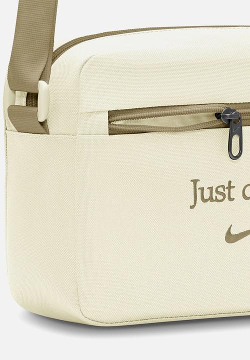 Nike - Heritage 2.0 colour block crossbody bag-parachute beige