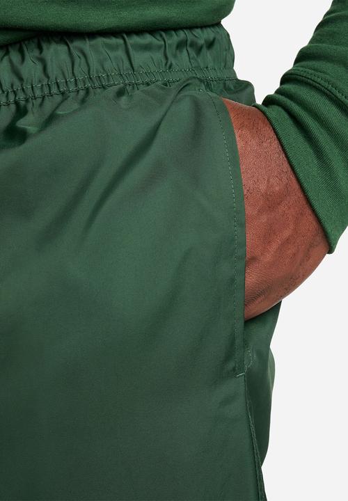 Nike - NSW  Club Woven Flow Short - Dk Green Fir/White