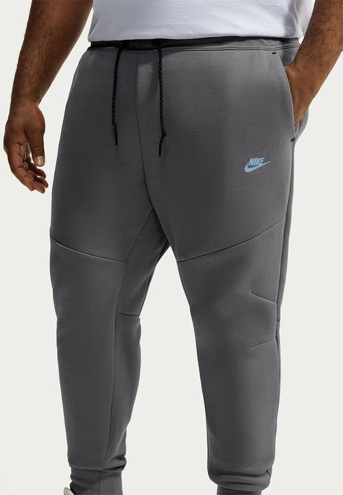 Nike - Tech  Fleece Joggers in the Smoke Grey/Football Blue