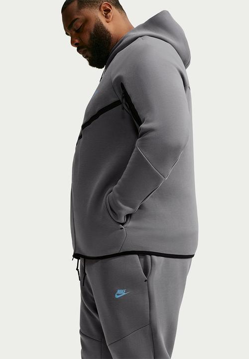 Nike - Tech  Fleece Joggers in the Smoke Grey/Football Blue