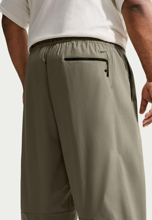 Nike - Dri Fit Tech Helios Sun Pant - Light Army/Black