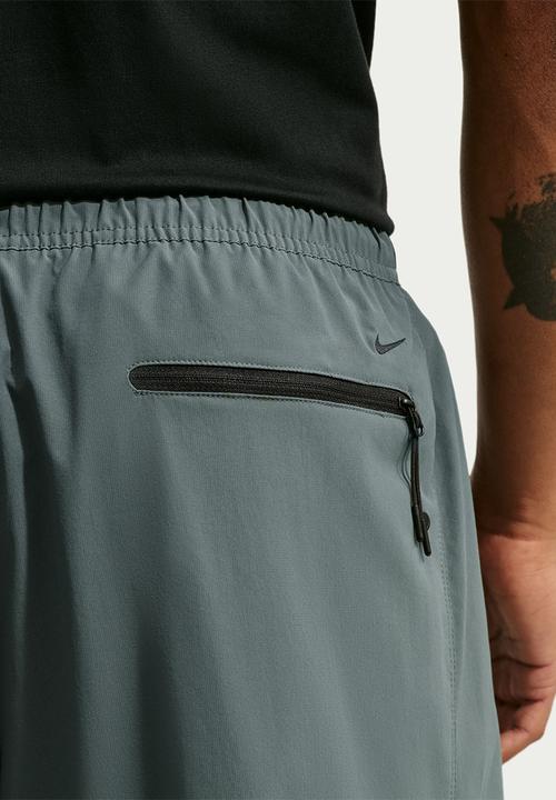 Nike -  Tech Helios Dri-FIT  Sun Shorts - Camo Green/Black