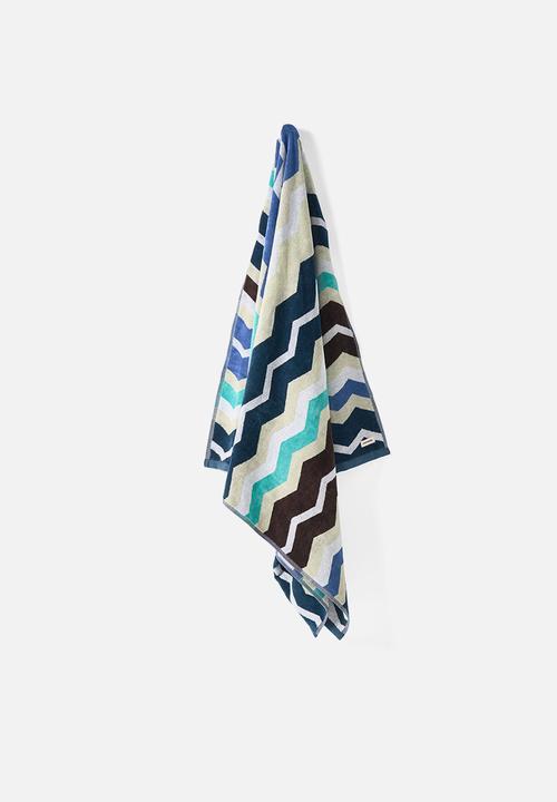 Linen House - Chevron Beach Towel Blue
