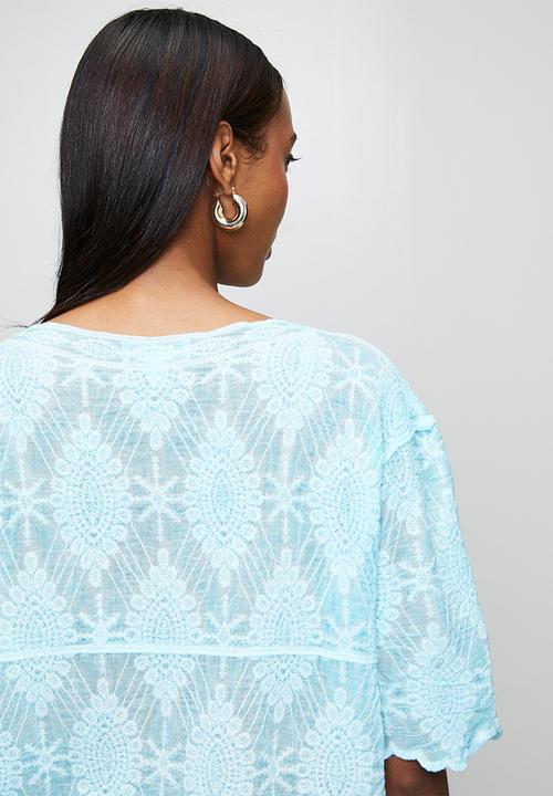 Stella Morgan - Half Sleeve With Scallop Hem V-Neck Button Through Blouse - Blue