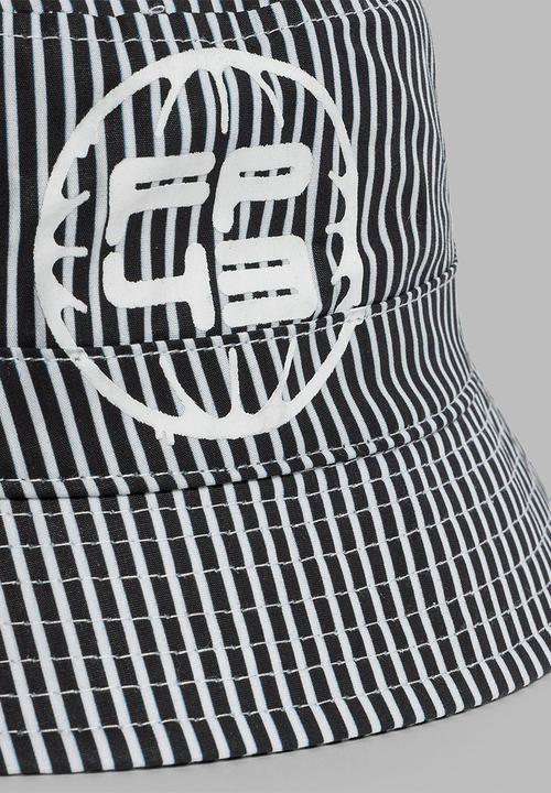 FP43 by S.P.C.C - SH1FT Bucket Hat - Black/White