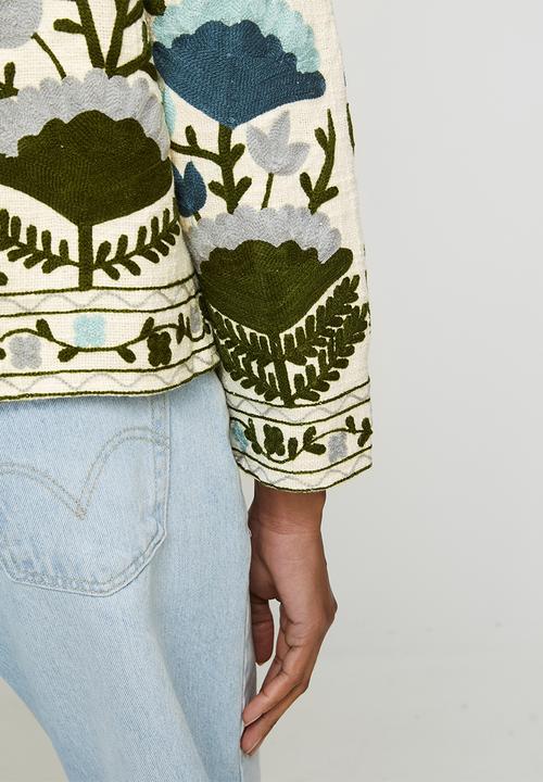 Izabel London - Long sleeve Collarless Embroidered Jacket - Green