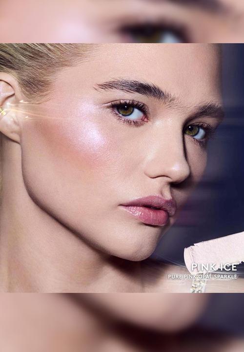 Fenty Beauty - Diamond Bomb All-Over Diamond Veil - Pink Ice